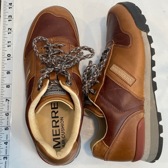 Merrell Shoes - Merrell Solo Womens Size 8.5 EUC Pretty much NWOT